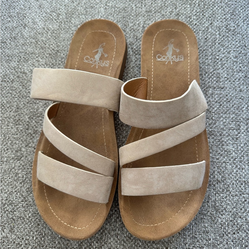 Women's Beige Sandals